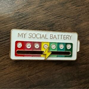 Social battery brooch / pin